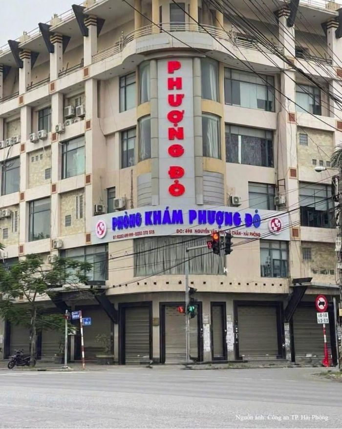 Phòng khám Phượng Đỏ, phường An Biên, TP. Hải Phòng, nơi các đối tượng lợi dụng tâm lý lo lắng, hoang mang của người bệnh để ép chi thêm tiền.
