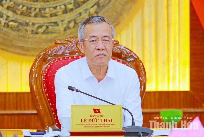 Bí thư Tỉnh ủy Lê Đức Thái chủ trì hội nghị.