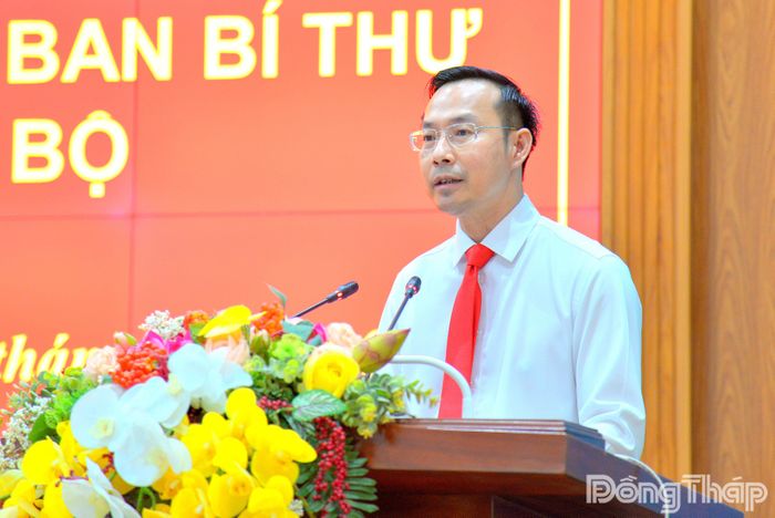 Đồng chí Nguyễn Thanh Nhàn giữ chức Phó Bí thư Tỉnh ủy Đồng Tháp nhiệm kỳ 2025 - 2030 phát biểu tại hội nghị.
