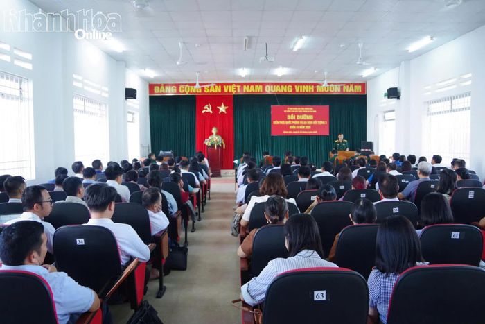 Quang cảnh buổi khai mạc lớp bồi dưỡng tại trung tâm thuộc Trung đoàn Bộ binh 974.