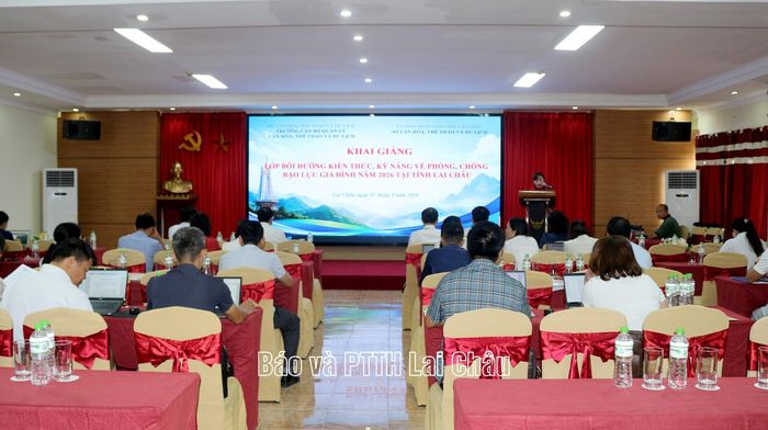 Quang cảnh lễ khai giảng.