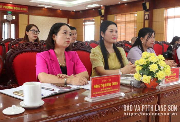 Các đại biểu dự hội nghị