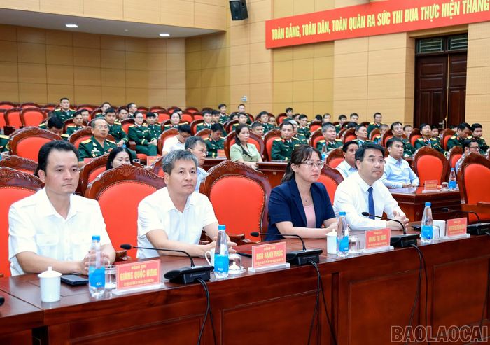 Các đại biểu dự hội nghị.