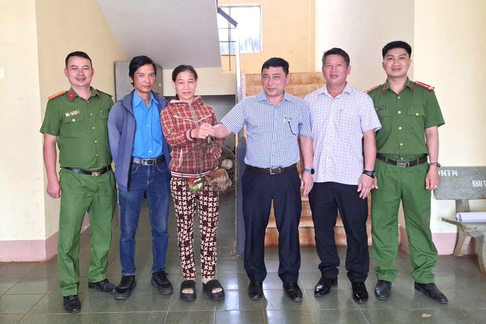 Nhờ làm tốt công tác tuyên truyền, người dân xã Nhân Cơ chủ động giao nộp động vật hoang dã để thả về tự nhiên