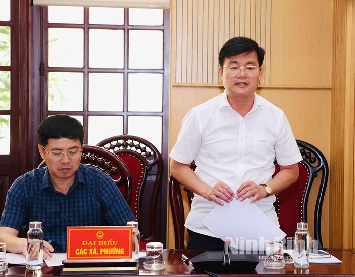 Lãnh đạo xã Giao Phúc phát biểu tại hội nghị.
