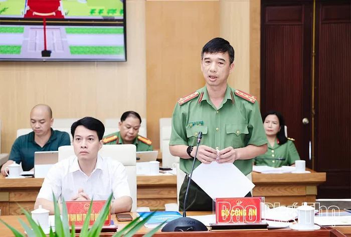 Lãnh đạo Bộ Công an phát biểu tại hội nghị.