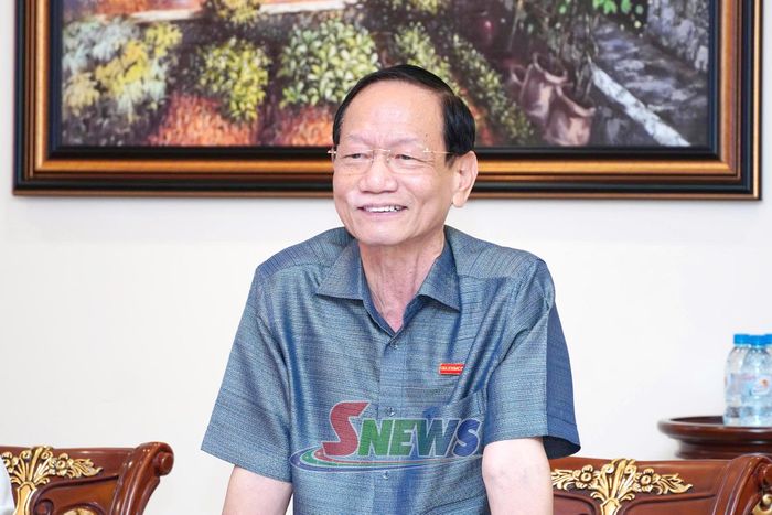 Ông Vũ Văn Tiền, Chủ tịch Hội đồng sáng lập Tập đoàn Geleximco phát biểu tại cuộc làm việc.