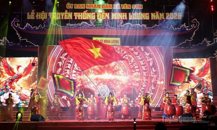 Màn trống khai hội Đền Minh Lương 2026.