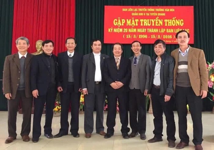 Gặp mặt kỷ niệm 20 năm ngày thành lập ban liên lạc Trường Văn hóa Quân khu II tại Tuyên Quang.