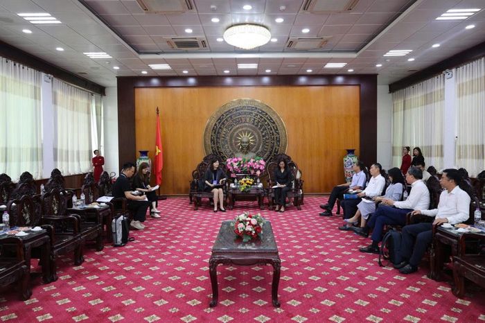Thứ trưởng Phan Thị Thắng tiếp Tập đoàn Mixue bên lề Hội nghị kết nối chuỗi cung ứng tại tỉnh Tây Ninh.