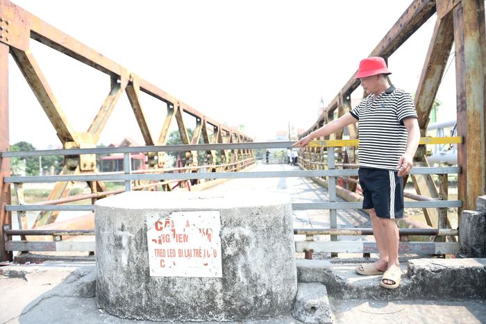 Cấm luồng kênh Quần Liêu ba ngày để phá dỡ cầu sắt.