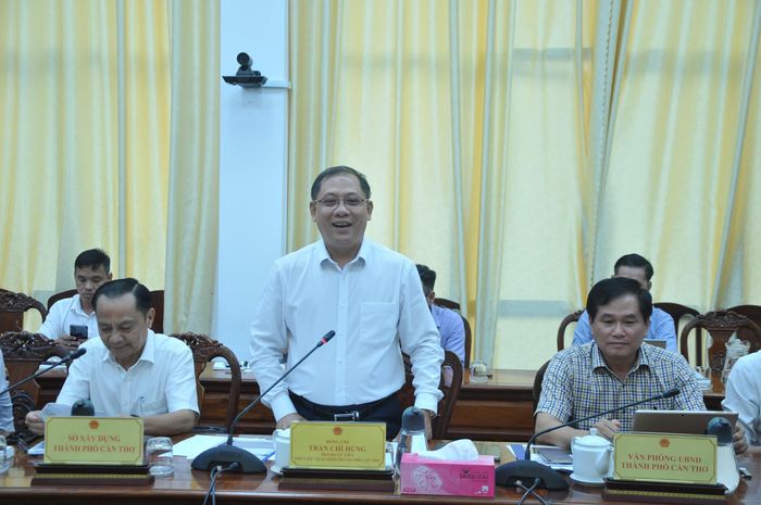 Ông Trần Chí Hùng, Phó Chủ tịch UBND TP Cần Thơ đề xuất xem xét xây dựng cầu cạn thuộc dự án.