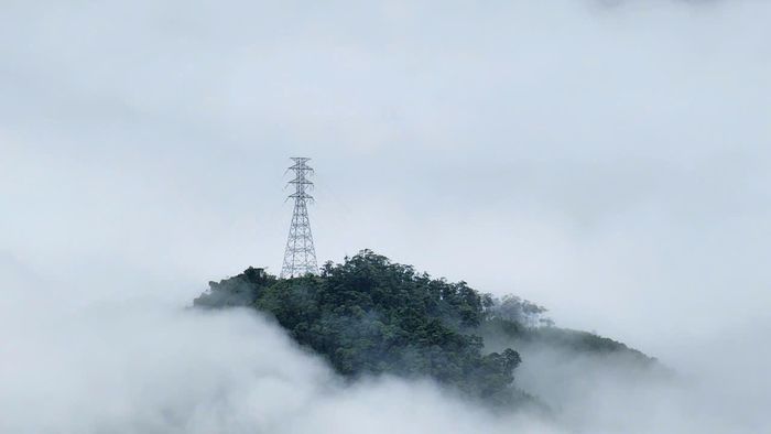 Ngoài thực hiện công tác lập quy hoạch chi tiết, tỉnh Quảng Ngãi cũng sẵn sàng cho phương án di dời hệ thống đường dây 500kV nằm trong vùng quy hoạch.