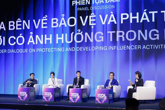 Nhiều phiên chuyên đề và đối thoại diễn ra song song trong Hội nghị KOL toàn quốc lần thứ II năm 2026.