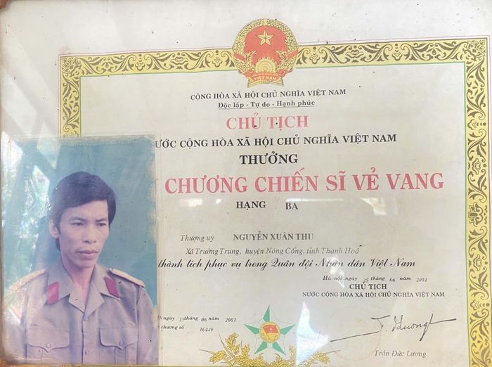 Huân chương chiến sĩ vẻ vang CCB Nguyễn Trung Thu được nhà nước tặng thưởng