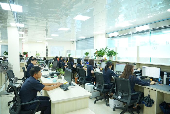 Hoạt động nghiệp vụ của công chức Chi cục Hải quan khu vực III. Ảnh: Thành Nam