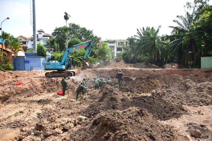 Trong quá trình tìm kiếm, các lực lượng xác định đây là nhiệm vụ đặc biệt quan trọng, đòi hỏi sự kiên trì, cẩn trọng và chính xác cao