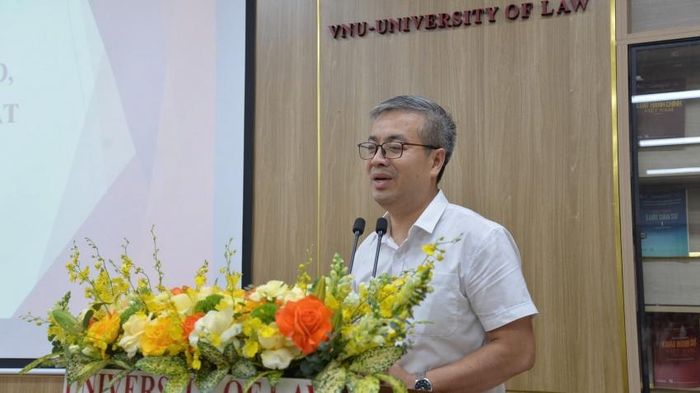 PGS. TS. Mai Văn Thắng Quyền Trưởng phòng, Phòng Khoa học công nghệ, Hợp tác phát triển và Đảm bảo chất lượng, Trường Đại học Luật, ĐHQGHN giới thiệu về VK-LERS