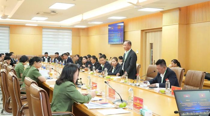 Đại diện đoàn học viên Bộ Nội vụ Vương quốc Campuchia phát biểu tại buổi lễ.