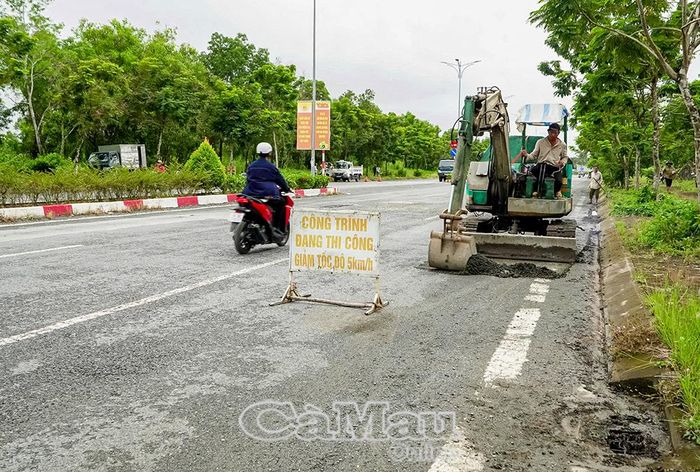  Các điểm hư hỏng trên tuyến Mậu Thân được khắc phục nhằm bảo đảm an toàn giao thông. (Ảnh chụp ngày 6/9/2026)