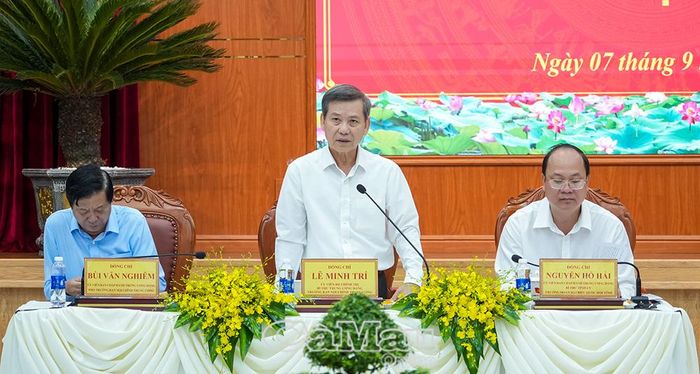  Đồng chí Lê Minh Trí, Uỷ viên Bộ Chính trị, Bí thư Trung ương Đảng, Trưởng ban Nội chính Trung ương, Trưởng Đoàn kiểm tra, giám sát số 231, phát biểu tại buổi làm việc.