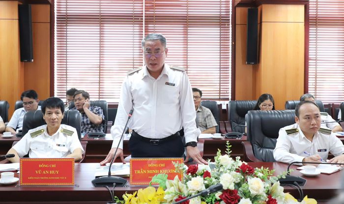 Phó Tổng Kiểm toán nhà nước Trần Minh Khương phát biểu tại Hội nghị. (Ảnh: Báo và Phát thanh, truyền hình Thái Nguyên)