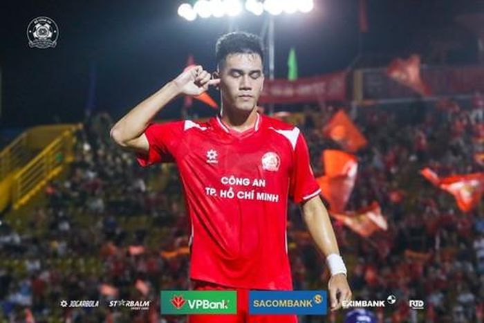 Cảm xúc của tiền đạo Tiến Linh sau khi ghi bàn