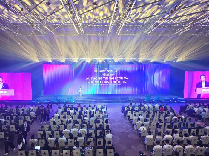 Quang cảnh Phiên đối thoại