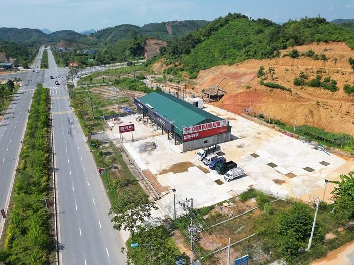 Toàn cảnh công trình xây dựng trái phép trên đất nông nghiệp.