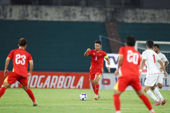 Đội trưởng U20 Việt Nam Nguyễn Quốc Khánh (số 3) là cầu thủ ghi bàn thắng duy nhất trong trận đấu với U20 Iran. (Ảnh: VFF)