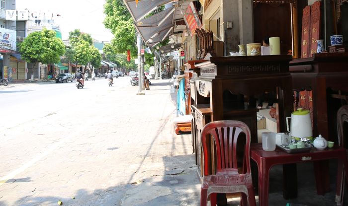 Nhiều điểm nóng về lấn chiếm vỉa hè, họp chợ tự phát, quảng cáo sai quy định được xử lý dứt điểm; mỹ quan đô thị được cải thiện rõ rệt; ý thức chấp hành pháp luật của người dân và hộ kinh doanh được nâng lên, nhiều trường hợp tự giác tháo dỡ công trình, vật kiến trúc vi phạm trước khi lực lượng chức năng tiến hành xử lý.