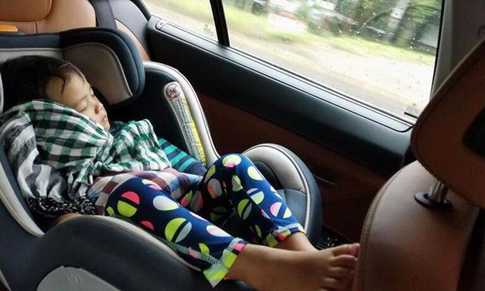 Cục Đăng kiểm Việt Nam vừa tạm thời chỉ định 2 đơn vị thử nghiệm ghế trẻ em trên ô tô. Ảnh minh hoạ