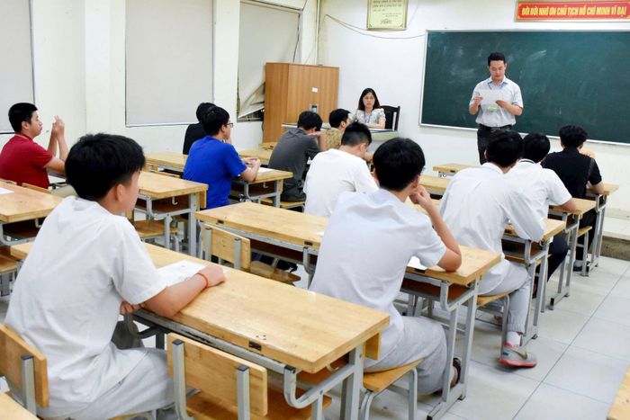 Hơn 124.000 thí sinh thi vào lớp 10 THPT năm học 2026-2027 tại Hà Nội. Ảnh: Phạm Thảo