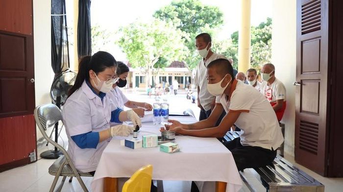 Hơn 1,57 triệu người được khám sàng lọc miễn phí. Ảnh: Ngọc Hưng.