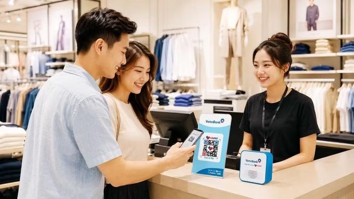Người sử dụng có đăng ký dịch vụ nhận thông báo biến động số dư tài khoản qua tin nhắn SMS mới bị trừ phí này. Ảnh minh họa: VNPAY/ TPO.