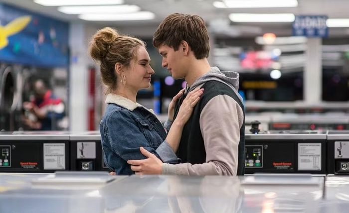 Đẹp đôi với Lily James trong Baby Driver.