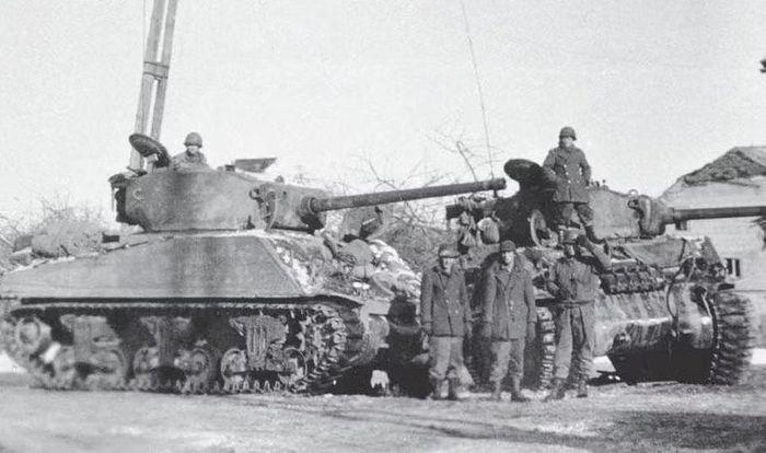 M4 Sherman cũng có độ tin cậy cao, cơ động tốt và đặc biệt phù hợp với sản xuất hàng loạt. Tuy nhiên, chiến trường nhanh chóng thay đổi..