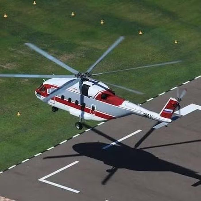 Lô trực thăng Mi-38PS Arctic đầu tiên đã được bàn giao cho Bộ Tình trạng Khẩn cấp Nga vào năm 2025, một số chiếc nữa sẽ gia nhập đội bay trước cuối năm 2026, thuộc về Trung tâm Cứu hộ Hàng không Tích hợp Krasnoyarsk và Khabarovsk.