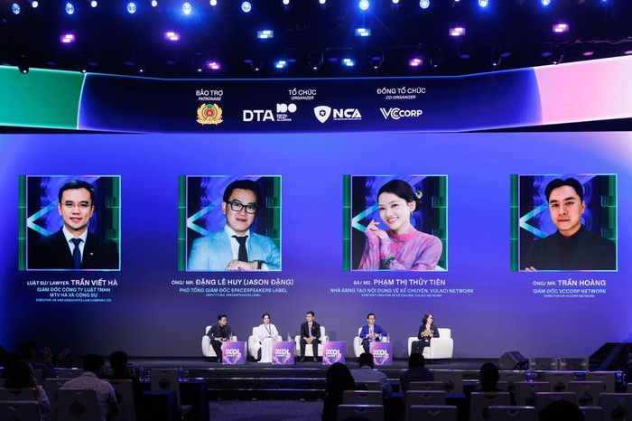 Các KOL chia sẻ tại tọa đàm “Thông tin sai lệch và khủng hoảng niềm tin” trong khuôn khổ hội nghị. Ảnh: T.Luân