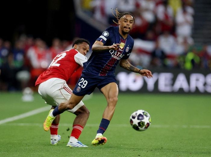 PSG chỉ đứng thứ 15 sau league phase mùa 2024/25, nhưng sau đó vượt qua play-off và tiến một mạch tới chức vô địch.