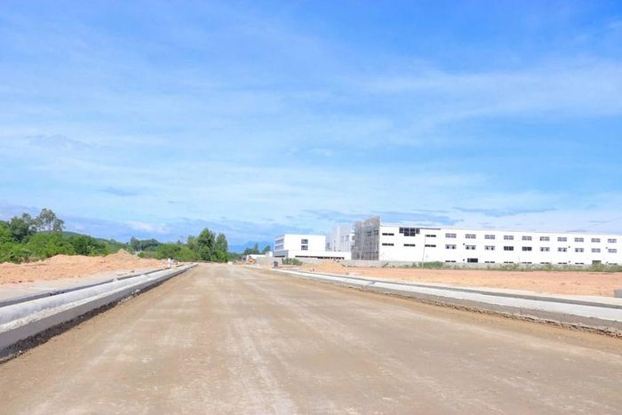 Hạ tầng đang được đầu tư tại Khu công nghiệp, Đô thị, Dịch vụ VSIP I Quảng Ngãi