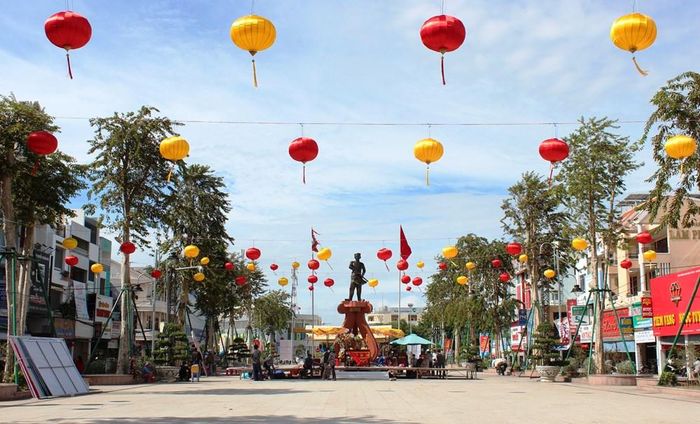 Công viên Tượng đài Anh hùng dân tộc Nguyễn Trung Trực tại phường Rạch Giá, tỉnh An Giang