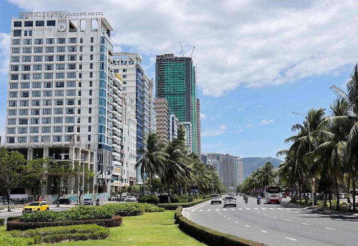 Các khách sạn ven biển Đà Nẵng