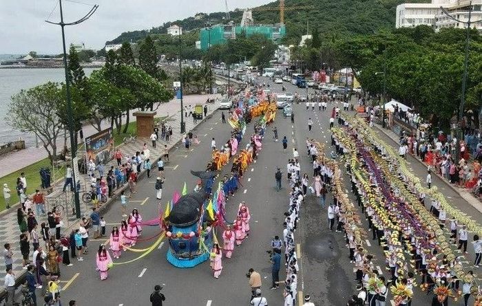 Quang cảnh Lễ hội Nghinh Ông Thắng Tam năm 2023 (ảnh tư liệu)