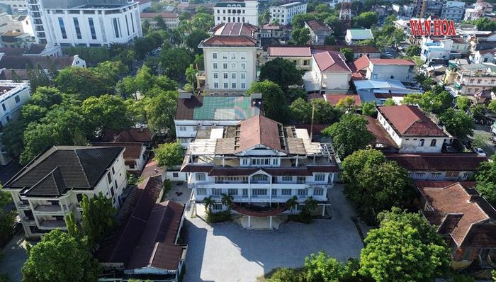 Các công trình tại khu đất số 26 đến 30A Lê Lợi, từng là trụ sở Liên hiệp các Hội VHNT, Sở Y tế và đơn vị thuộc Sở