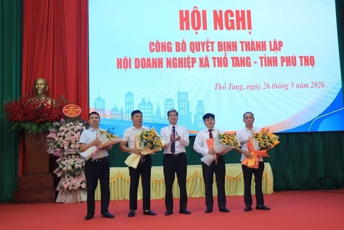 Công bố thành lập Hội Doanh nghiệp xã Thổ Tang. (Ảnh: Cổng Thông tin điện tử xã Thổ Tang)