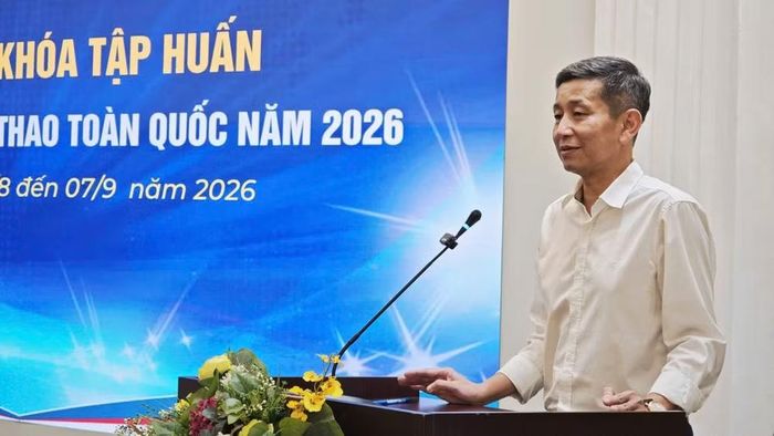 Phó Giáo sư, Tiến sĩ Nguyễn Danh Hoàng Việt, Cục trưởng Thể dục thể thao Việt Nam phát biểu tại buổi lễ tốt nghiệp Chương trình tập huấn. (Ảnh: Ban Tổ chức)