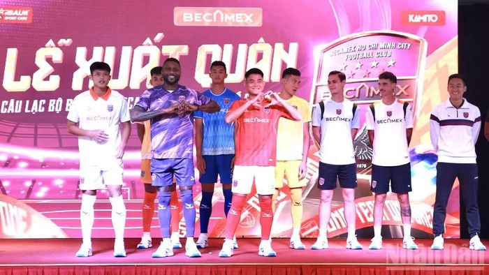Becamex Thành phố Hồ Chí Minh quyết tâm thăng hạng V-League 1 ở mùa giải 2026-2027.