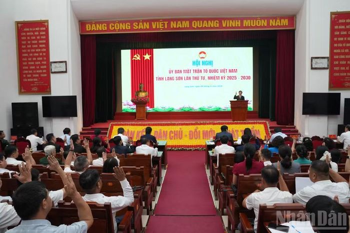 Quang cảnh hội nghị. (Ảnh: QUỐC ĐẠT)