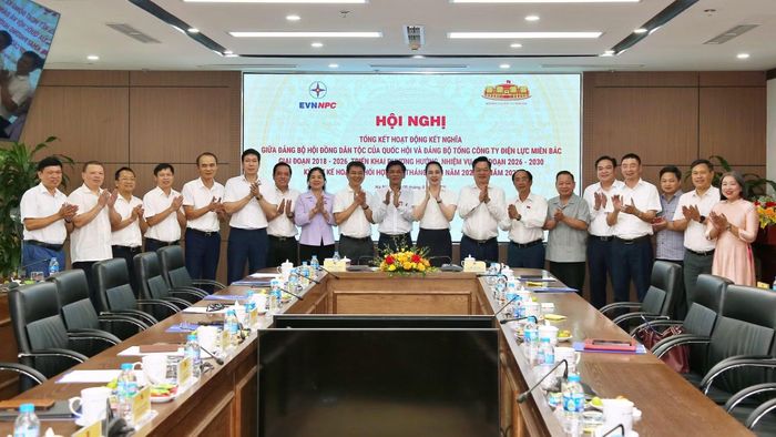 Sau gần 8 năm triển khai, hoạt động phối hợp giữa Đảng bộ Hội đồng Dân tộc của Quốc hội và Đảng bộ Tổng công ty Điện lực miền Bắc đã đạt nhiều kết quả tích cực.